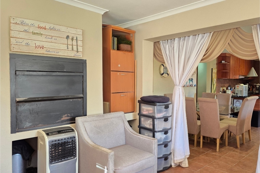 3 Bedroom Property for Sale in Welgevonden Estate Western Cape